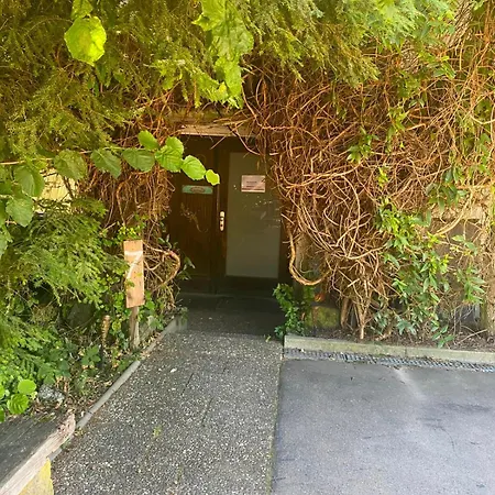 Burgblick Stube - Fuer Bis Zu 4 Personen - Haustiere Willkommen - Mit Einbaukueche - Fahrradparkplatz Etc * Beilstein